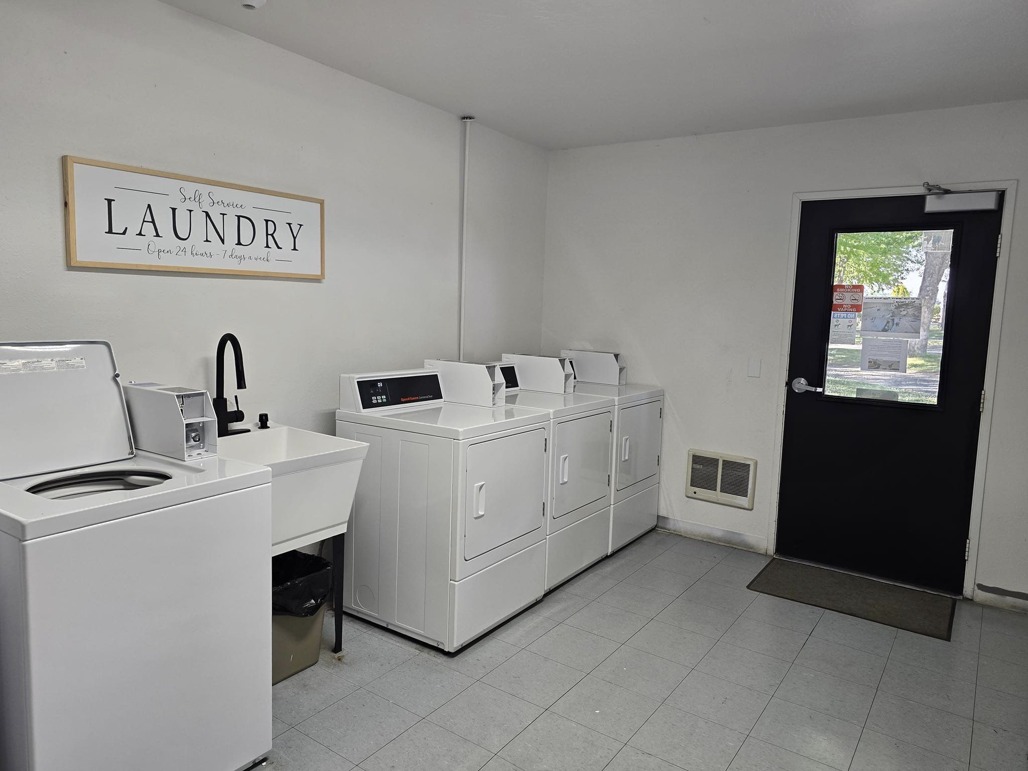 Laundry facilities at Hagerman RV Village